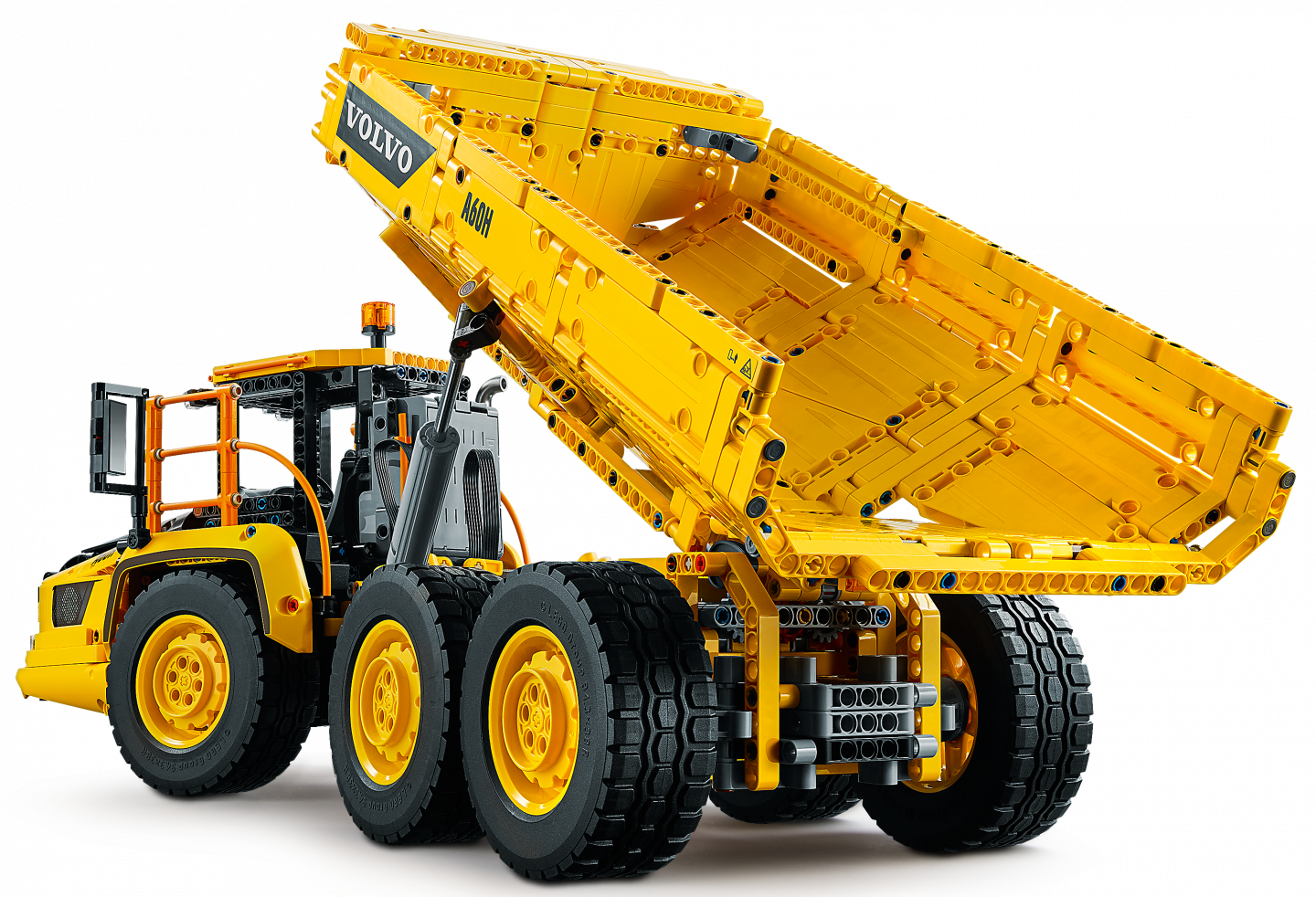 Volvo 6x6 Truck met kieptrailer — Afbeelding 4