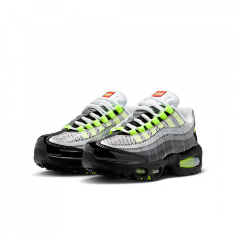 Nike Air Max 95 x LEGO schoenen voor oudere kinderen